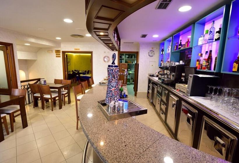 호텔 Restaurante Elisardo