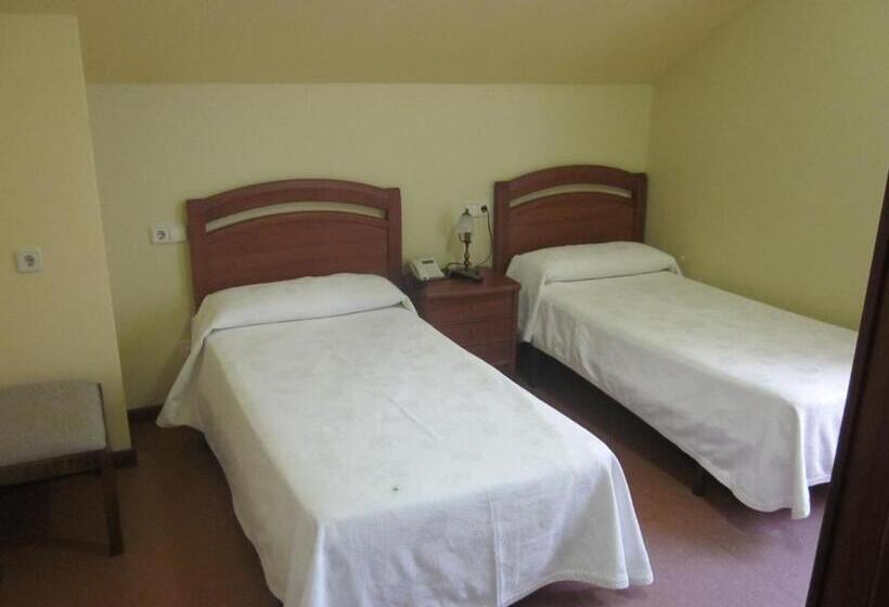 هتل Restaurante Loureiro