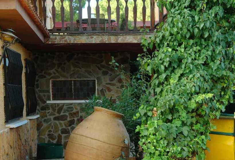 هتل Rural La Villa Don Quijote
