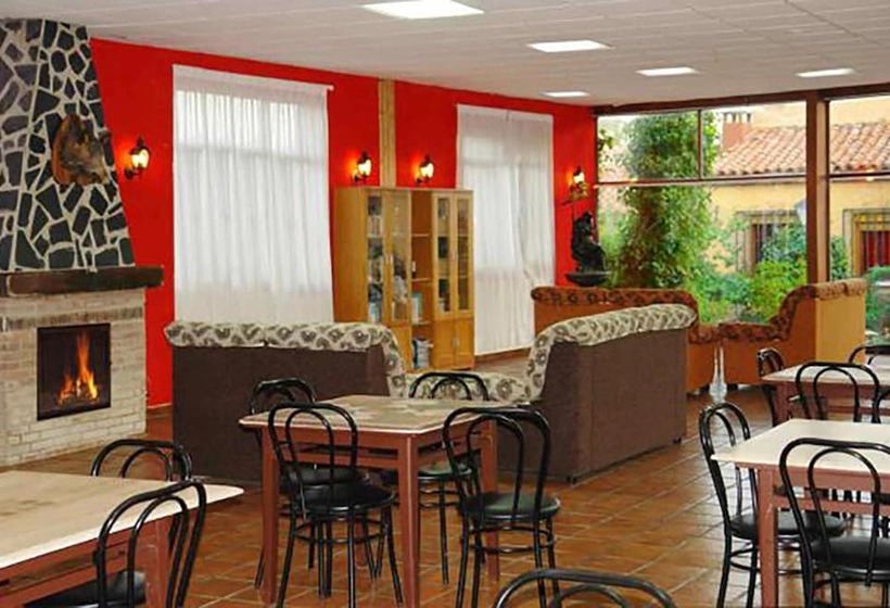 هتل Rural La Villa Don Quijote