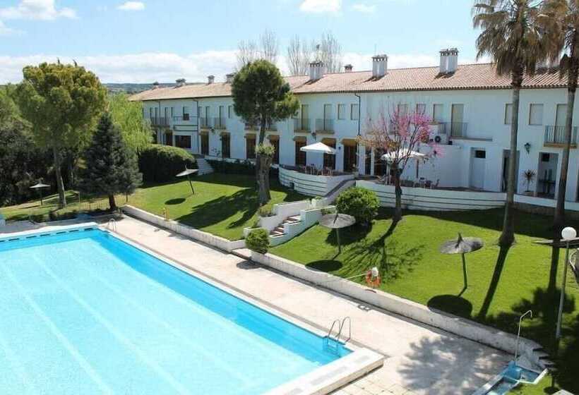 فندق ريفى Tugasa El Almendral