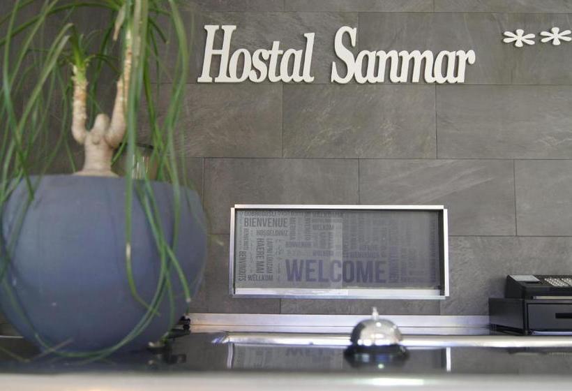 هتل Hostal Sanmar