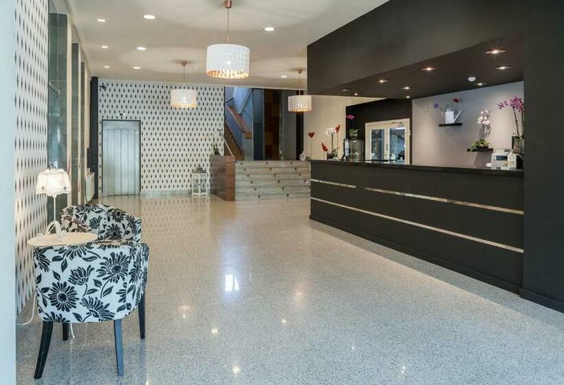 Отель Spa Sinagoga