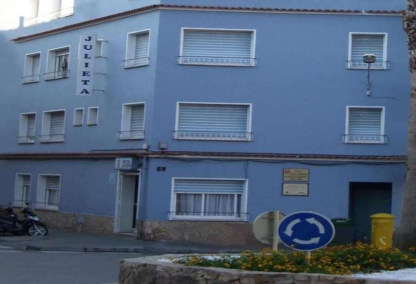 ペンション Hostal Julieta