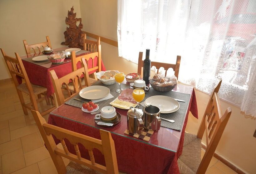 ペンション Hostal Julieta