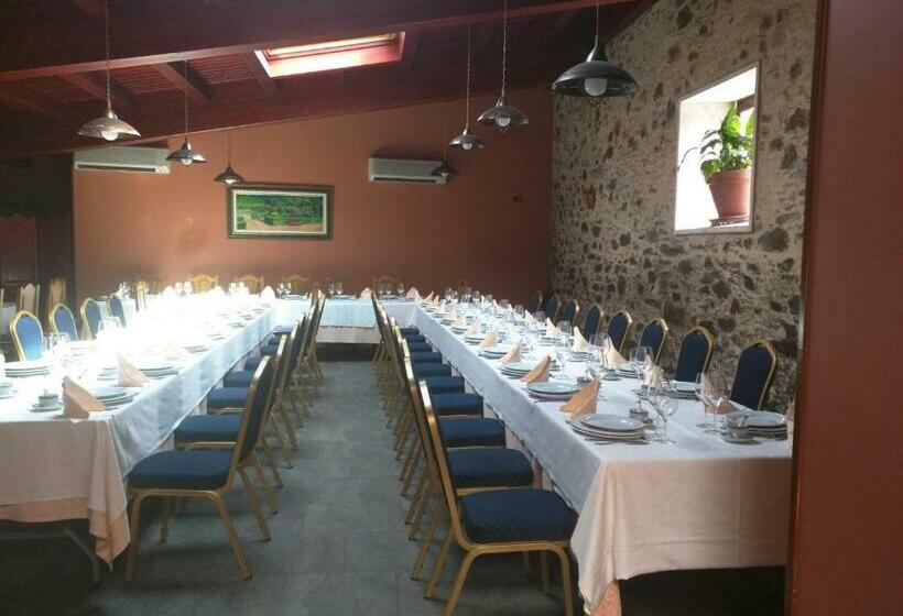 بنسيون Hostal San Paio