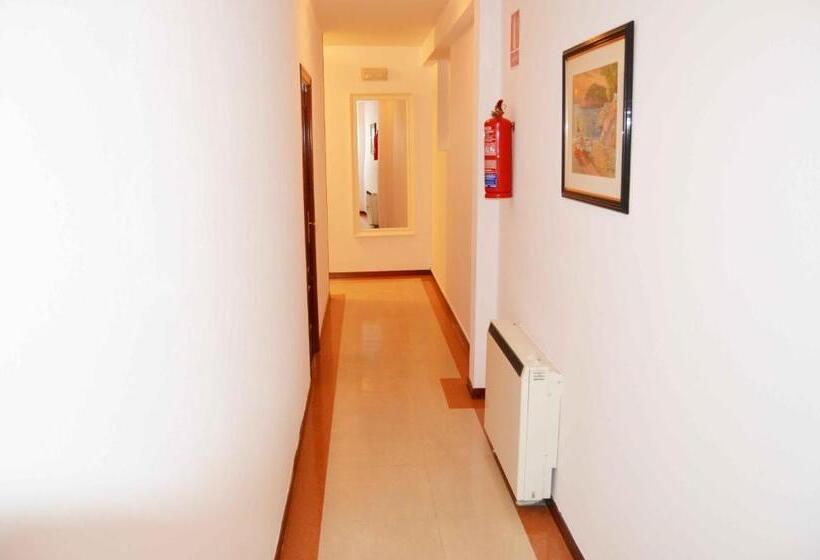 Pensión Residencia Fornos