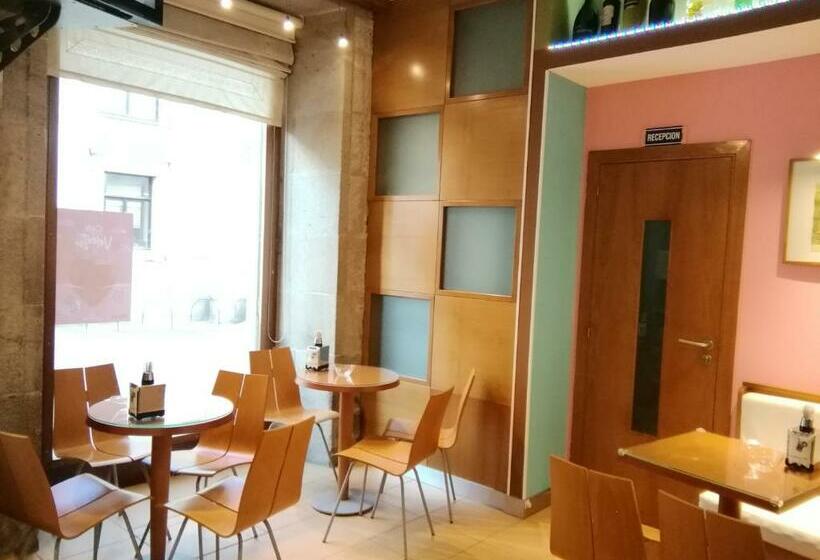 Pico Sacro I Hostal Pension Santiago De Compostela