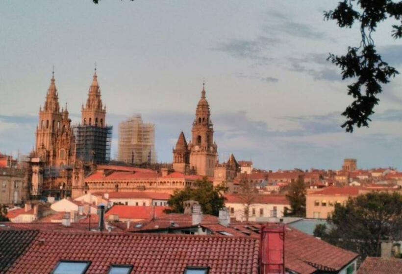 Pico Sacro I Hostal Pension Santiago De Compostela