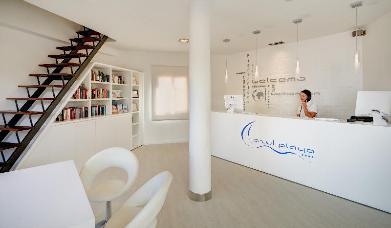 Apartamentos Azul Playa