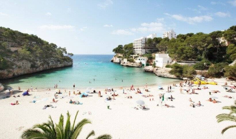 Apartamentos Cala Santanyi