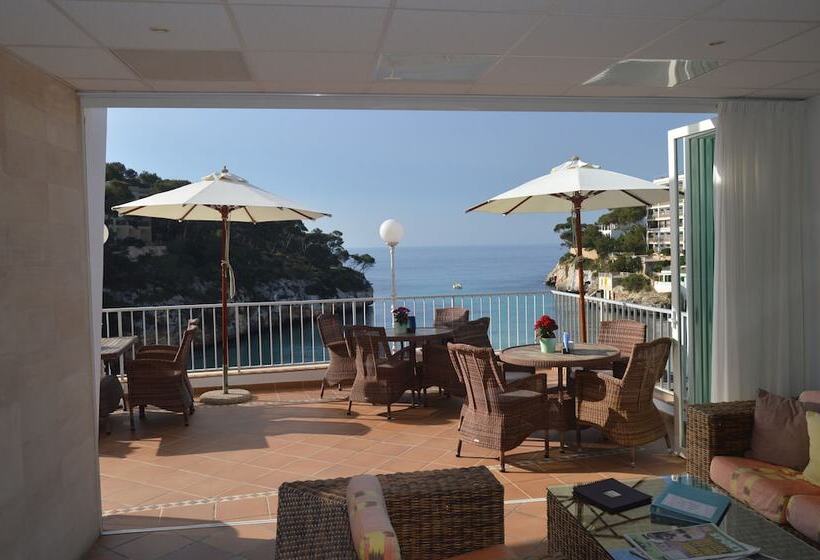 Apartamentos Cala Santanyi