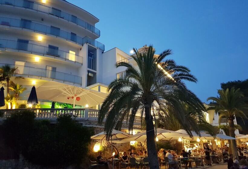 Apartamentos Cala Santanyi