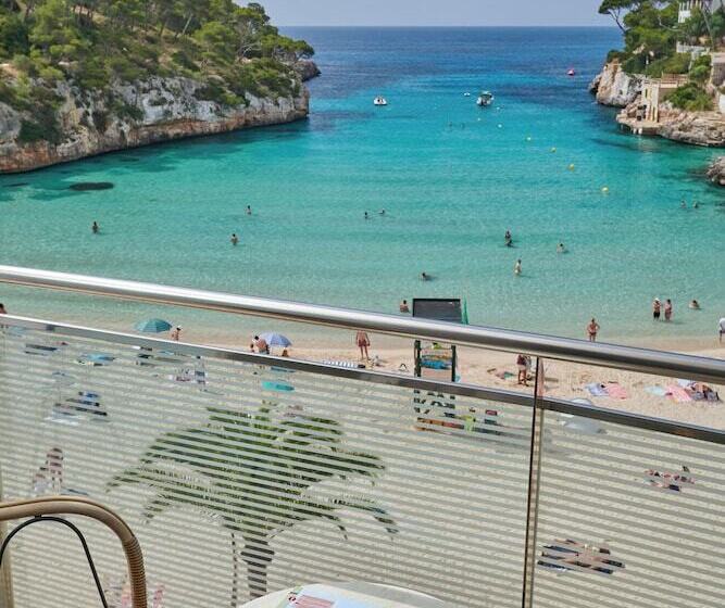 Apartamentos Cala Santanyi