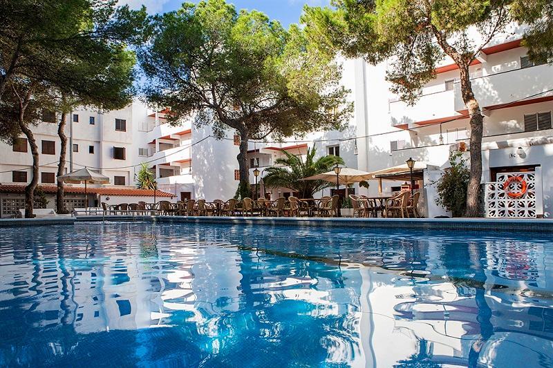 Apartamentos Es Pujols