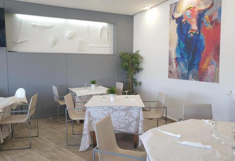 Complejo Hotelero Saga