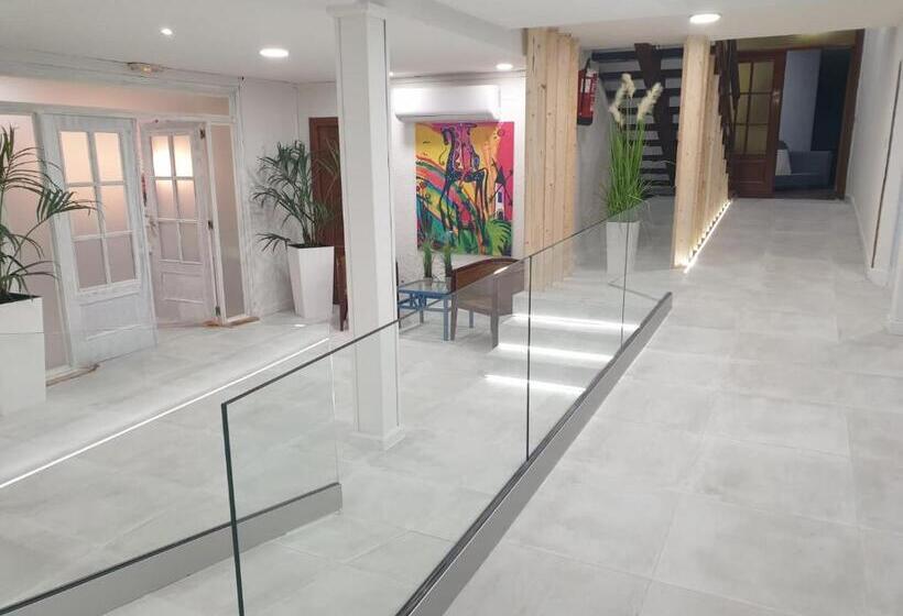 Complejo Hotelero Saga