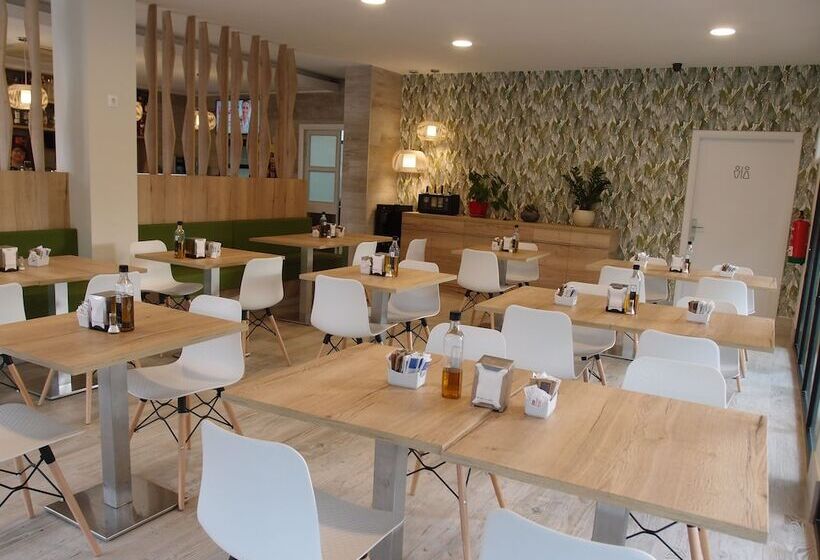 Hospedium Hotel Abril