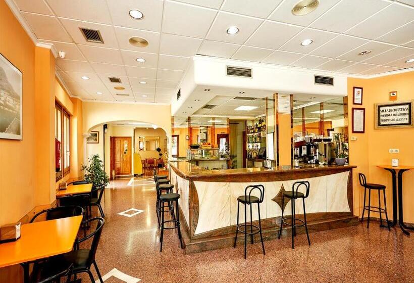 簡易ホテル Anna