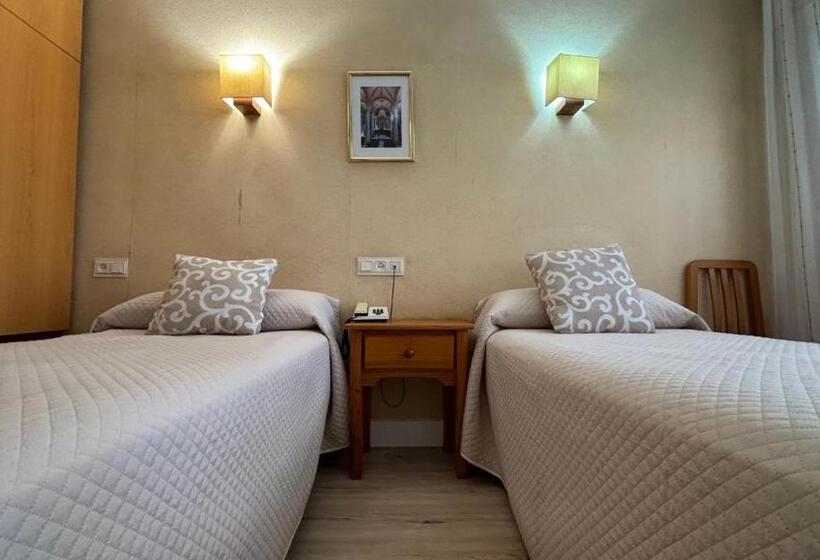 Hostal Atienzar