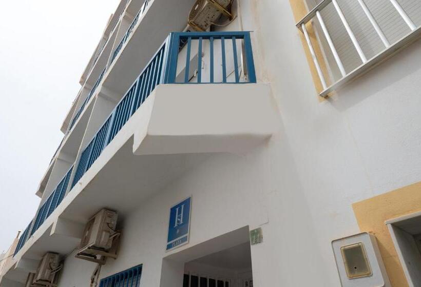 簡易ホテル Bf Rooms Carboneras