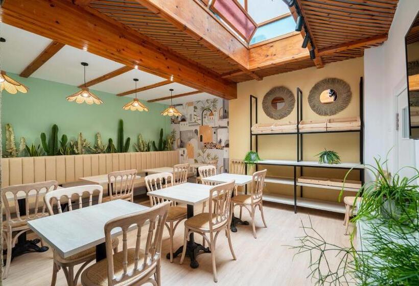 簡易ホテル Bf Rooms Carboneras