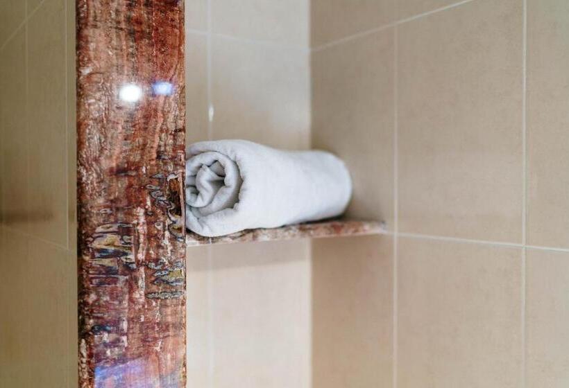 簡易ホテル Bf Rooms Carboneras