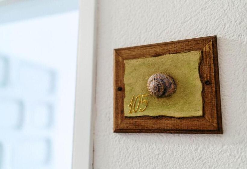 簡易ホテル Bf Rooms Carboneras