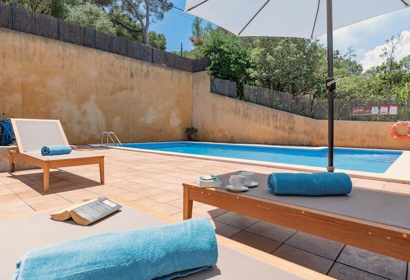 فندق فئة نجمة واحدة Boutique Hotel Oriola