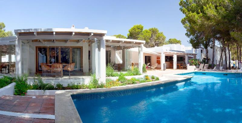 مسافرخانه Casbah Formentera Hotel & Restaurant