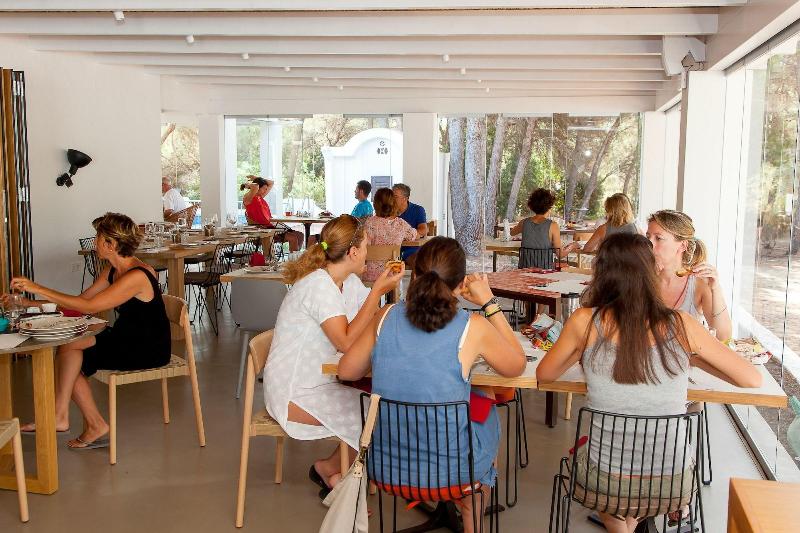 مسافرخانه Casbah Formentera Hotel & Restaurant