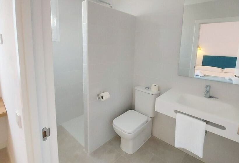 فندق فئة نجمة واحدة Castell De Lo