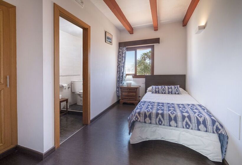 فندق فئة نجمة واحدة Castell De Lo