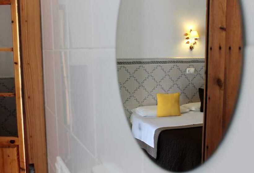 Hostal Catalina Vera