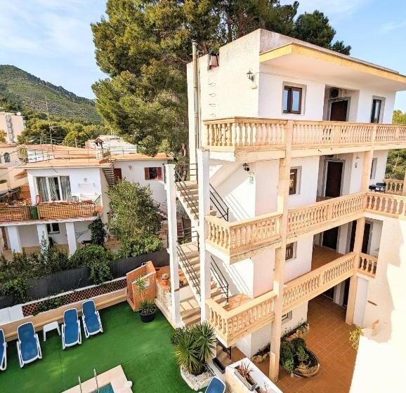 مسافرخانه Don Carlos