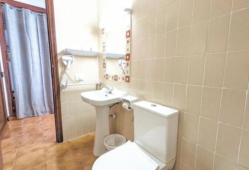 مسافرخانه Don Carlos