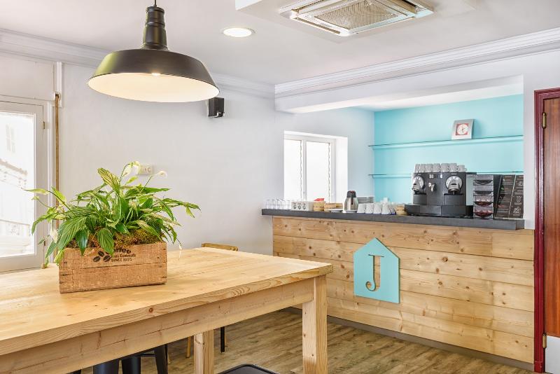 Hostal Jume  Urban Rooms