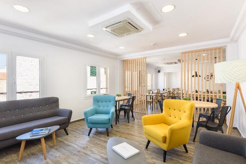 Hostal Jume  Urban Rooms