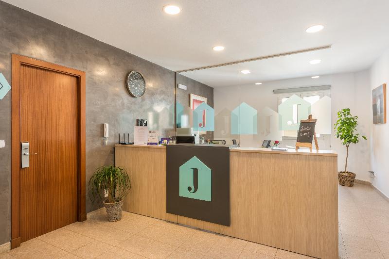 Hostal Jume  Urban Rooms