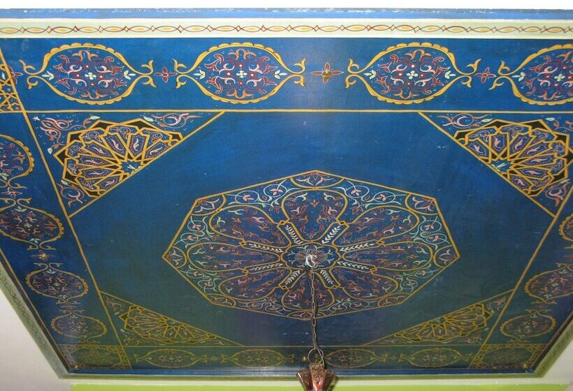 مسافرخانه La Flor De Al Andalus