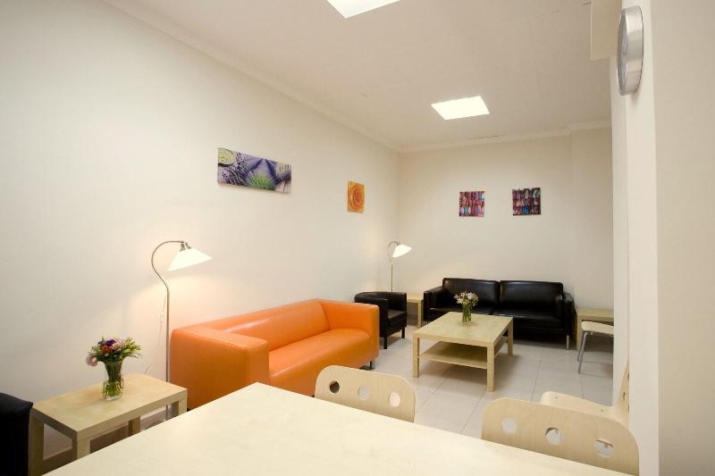 مسافرخانه La Lonja