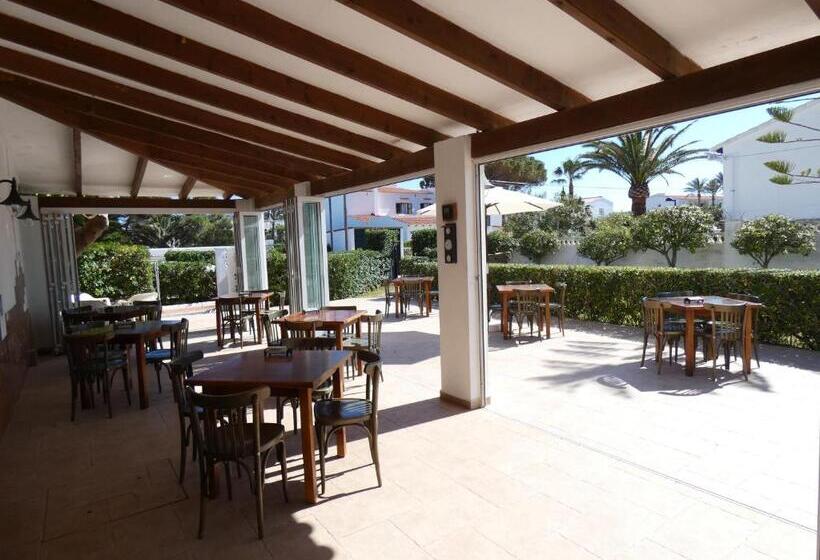 Hostal Port Fornells