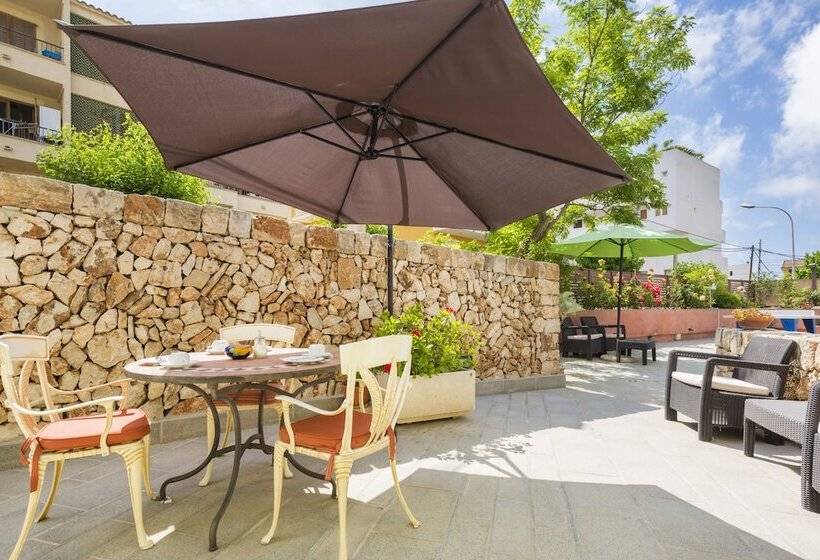 Hostal Residencia Sutimar