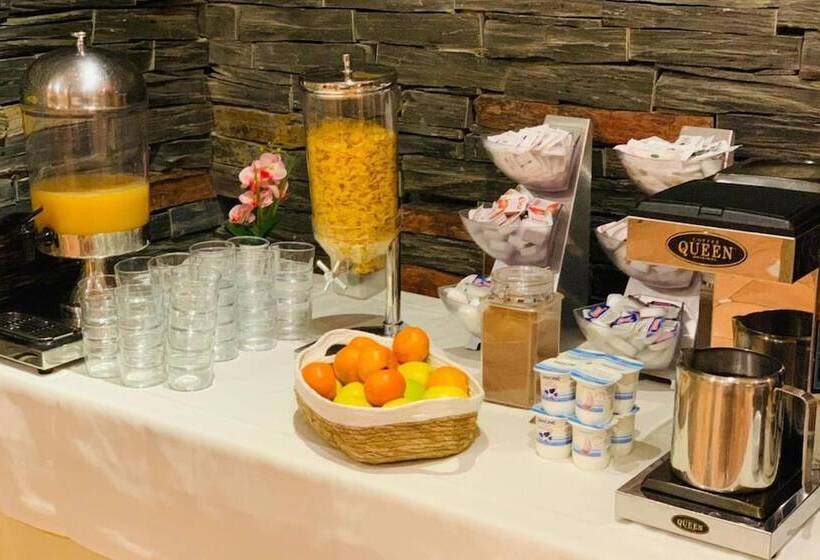 Hostal Restaurante Puerta Del Alcazar