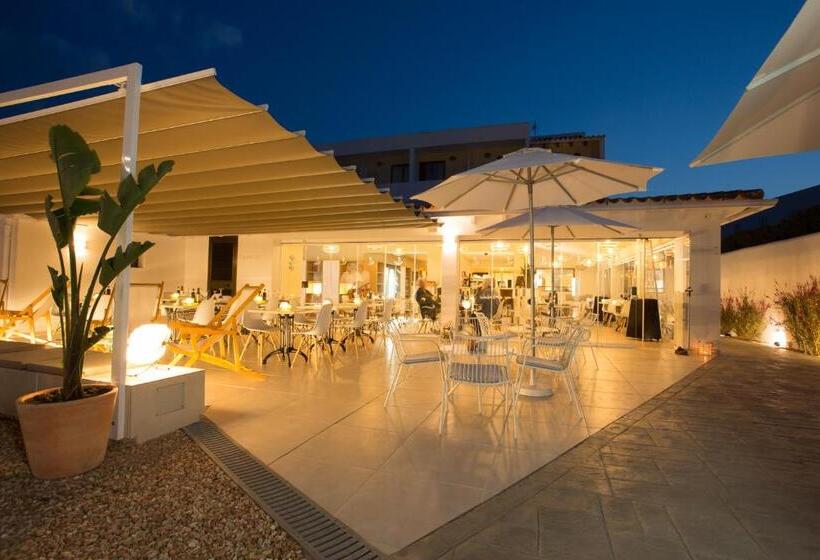 مسافرخانه Rosamar   Emar Hotels