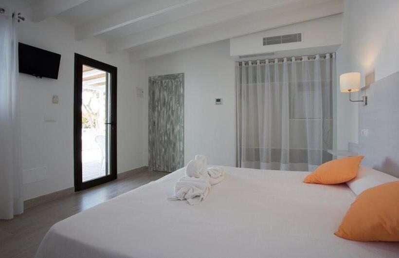 مسافرخانه Rosamar   Emar Hotels