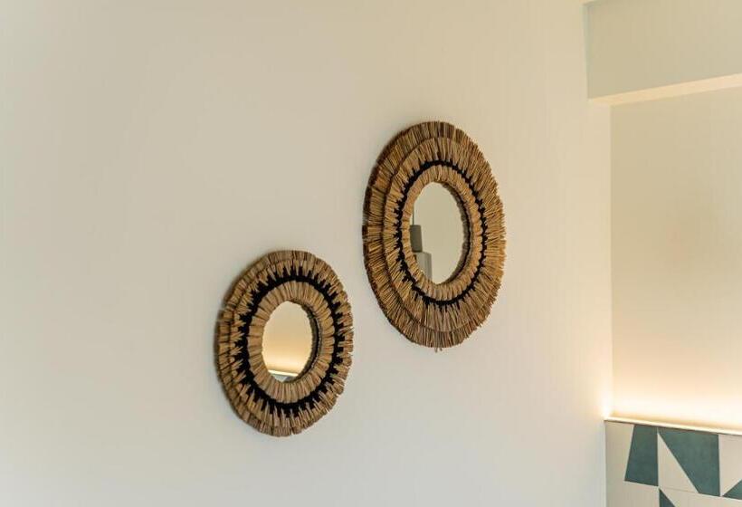 مسافرخانه Santanyi Port