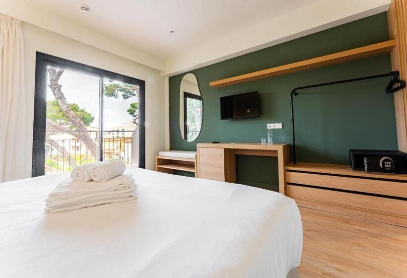 مسافرخانه Santanyi Port