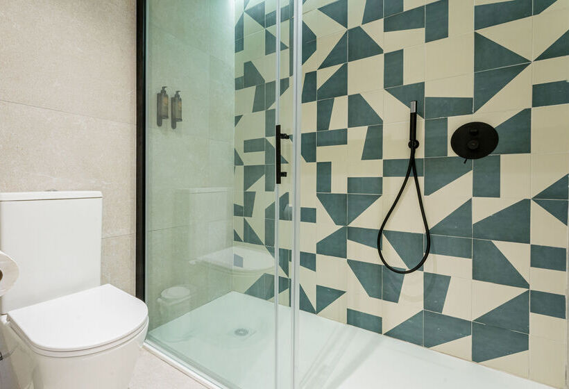 مسافرخانه Santanyi Port