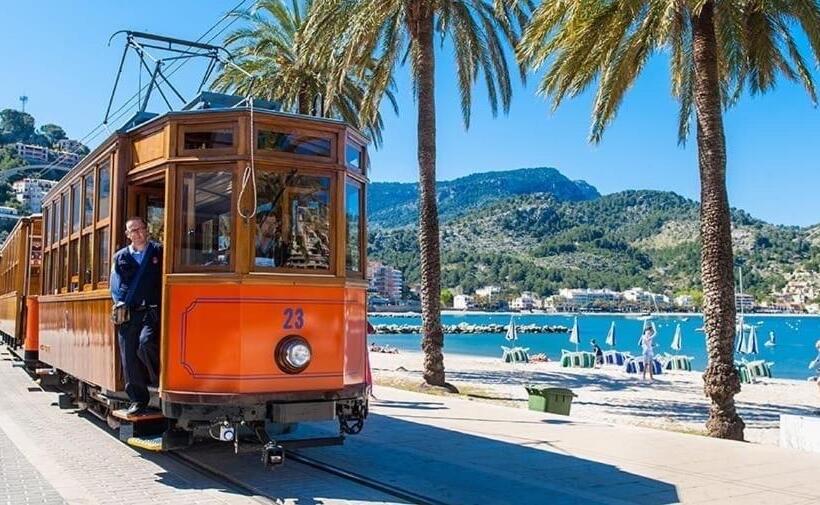 客栈  Sol Port Soller